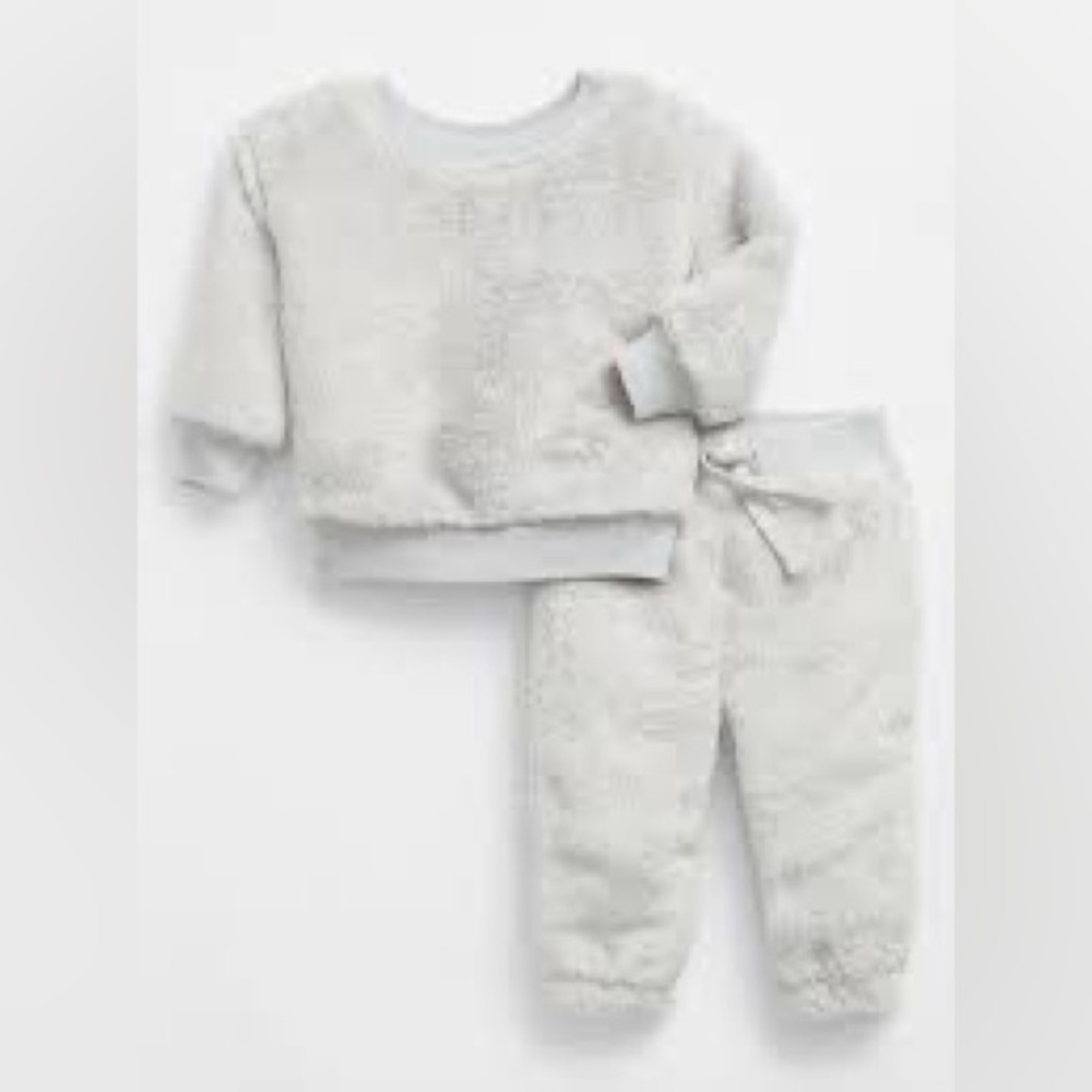 Baby Gap faux Sherpa two piece outfit